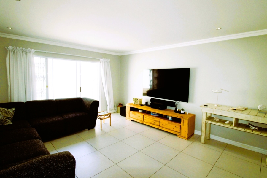 2 Bedroom Property for Sale in Gonubie North Eastern Cape